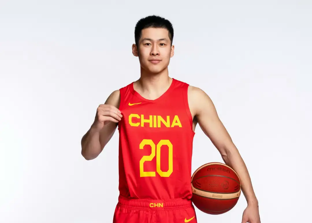 世界杯高清直播-都怪张镇麟?昔日国手+全明星转会后坐穿冷板凳,场均1.6分1.4板